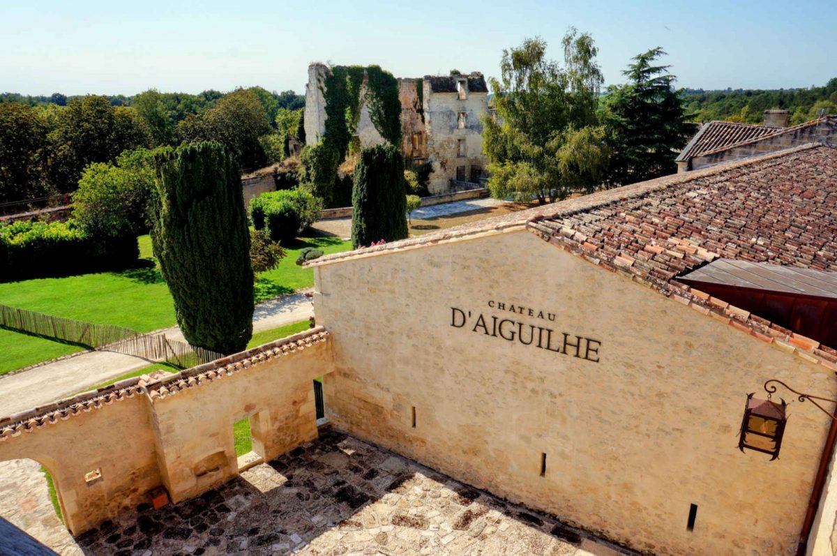 Château d\'Aiguilhe in SAINT-PHILIPPE-D\'AIGUILLE - Tourisme Castillon-Pujols