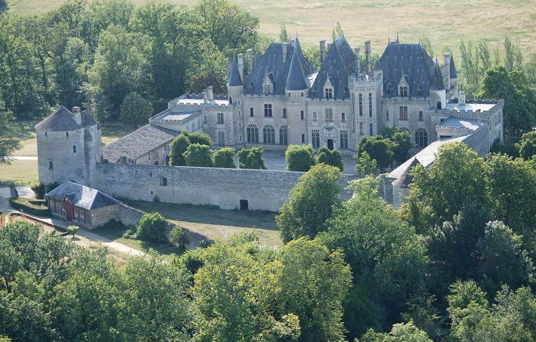 Château et Tour Michel de Montaigne